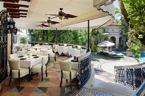 versace home dining|restaurant inside versace mansion.